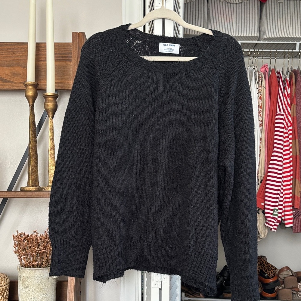 2/$10 Old Navy Black Crew Neck Sweater